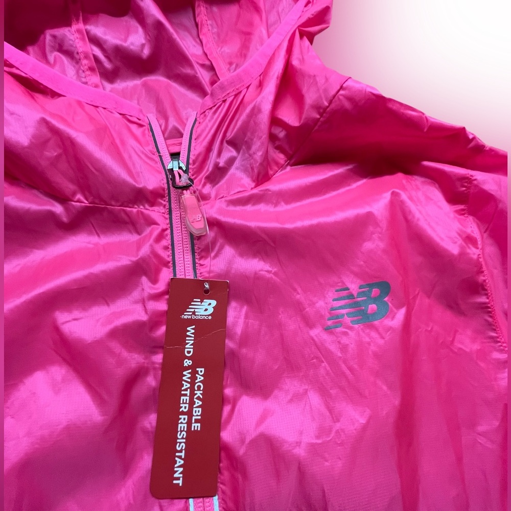 New Balance Pink Lightweight Hooded Packable Windbreaker Water Resistant  Jacket - Picture 6 of 8